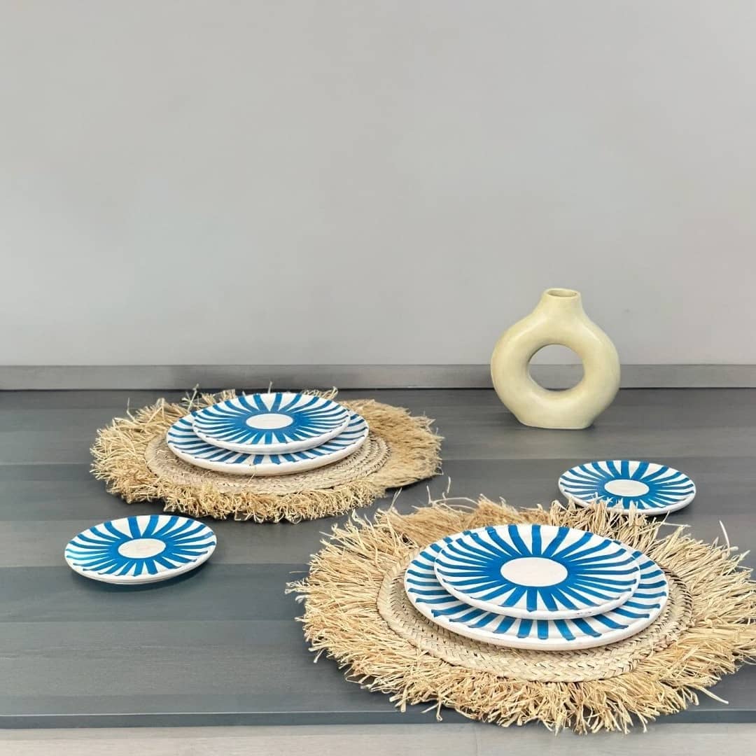 Turquoise Blue Sun Plate Set - Vibrant Dinnerware for Summer Dining