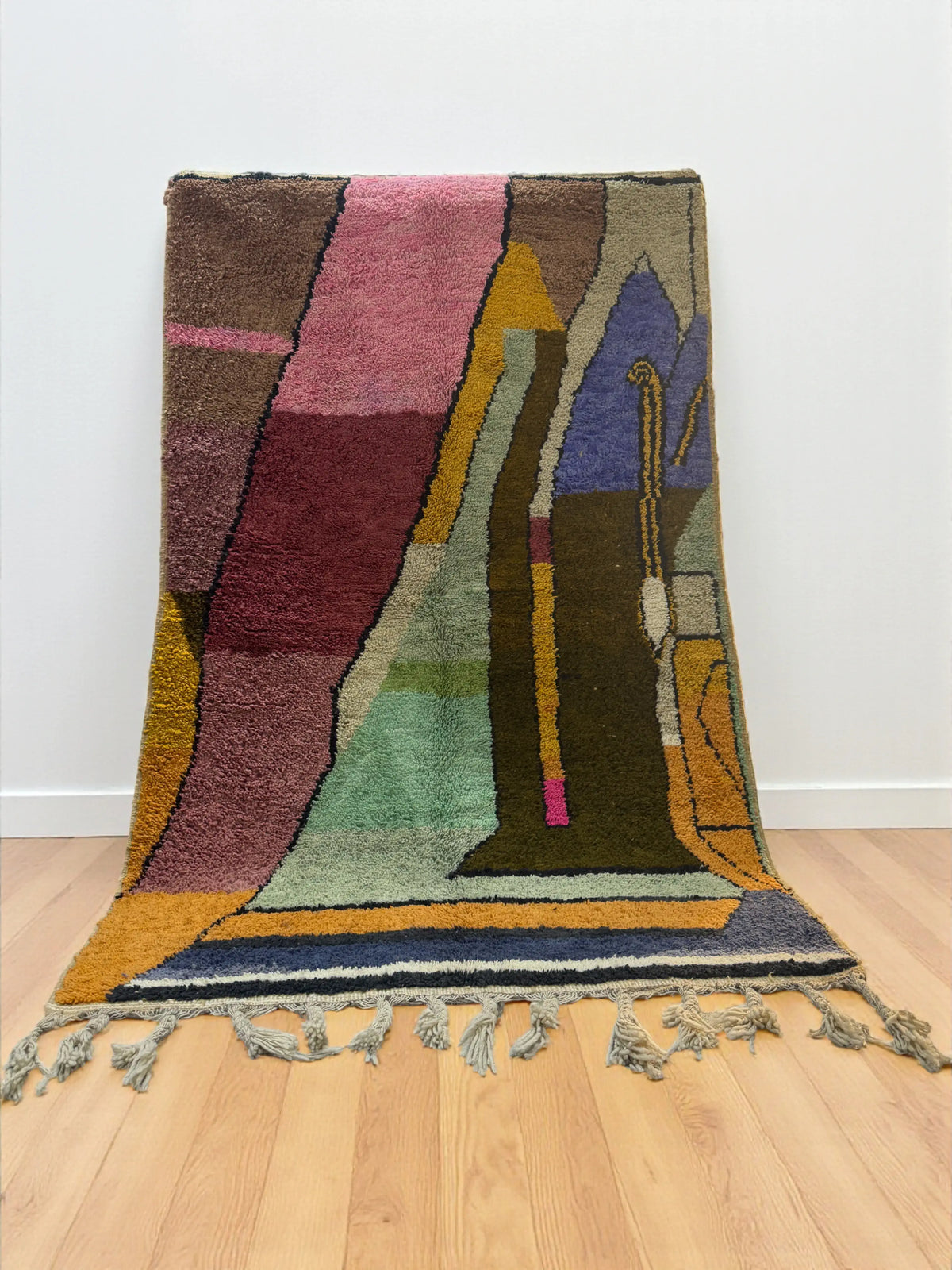 Handwoven Moroccan Bjaad carpet with abstract geometric design in earthy and mauve wool, 250 × 157 cm