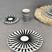 Black Sun Plate Set - Vibrant Dinnerware for Summer Dining