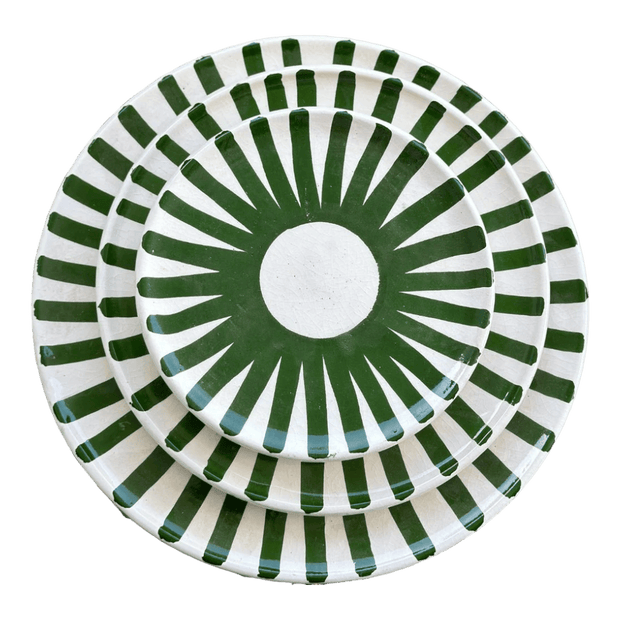 Green Sun Plate Set - Vibrant Dinnerware for Summer Dining
