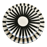Black Sun Plate Set - Vibrant Dinnerware for Summer Dining