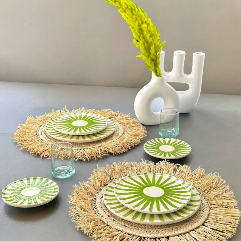 Light Green Sun Plate Set - Vibrant Dinnerware for Summer Dining