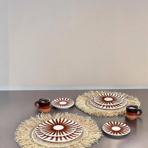 Brown Sun Plate Set - Vibrant Dinnerware for Summer Dining
