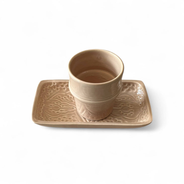 Discover Exquisite Artistry: Hand-Engraved Moroccan Cup & Tray Set (4 Cups + 4 Trays - Available in 2 Colors)