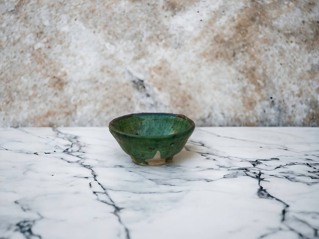 Tamegroute Bowls, Handmade Bowls, Bowls Green Glazed Pottery, Pedestal Bowl, Serving bowls, Salad Bowls, nesting bowls handmade in Morocco
