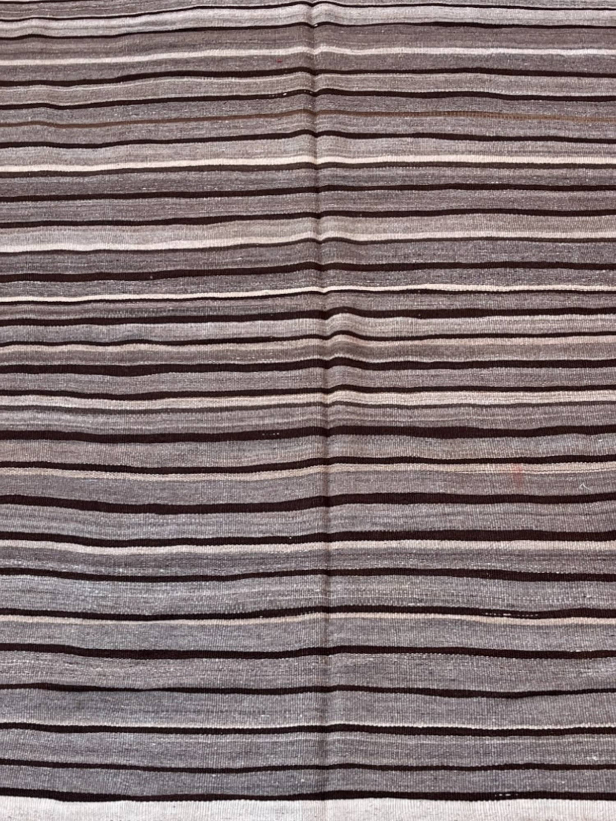 Vintage Moroccan Kilim Rug – Handwoven Wool – 240 x 1.50 cm