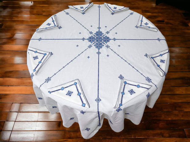 Hand Embroidered Table cloth and napkins, a magnificent decoration to add a Moroccan touch to your home. - handmade by Moroccantastics - embroidered