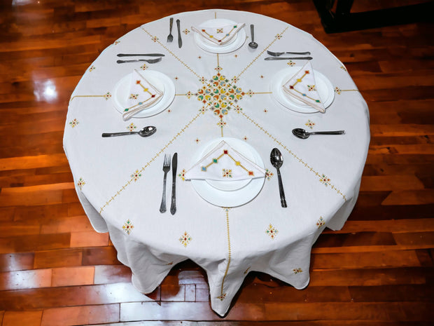 Hand Embroidered Table cloth and napkins, a magnificent decoration to add a Moroccan touch to your home. - handmade by Moroccantastics - embroidered