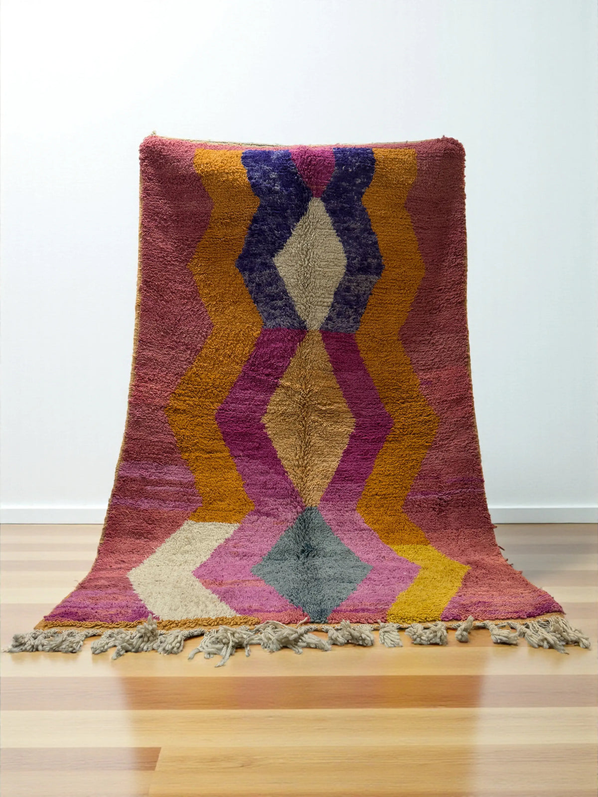 Handwoven Moroccan Bjaad carpet with geometric diamond and zigzag sunset pattern in multicolor wool, 267 × 163 cm