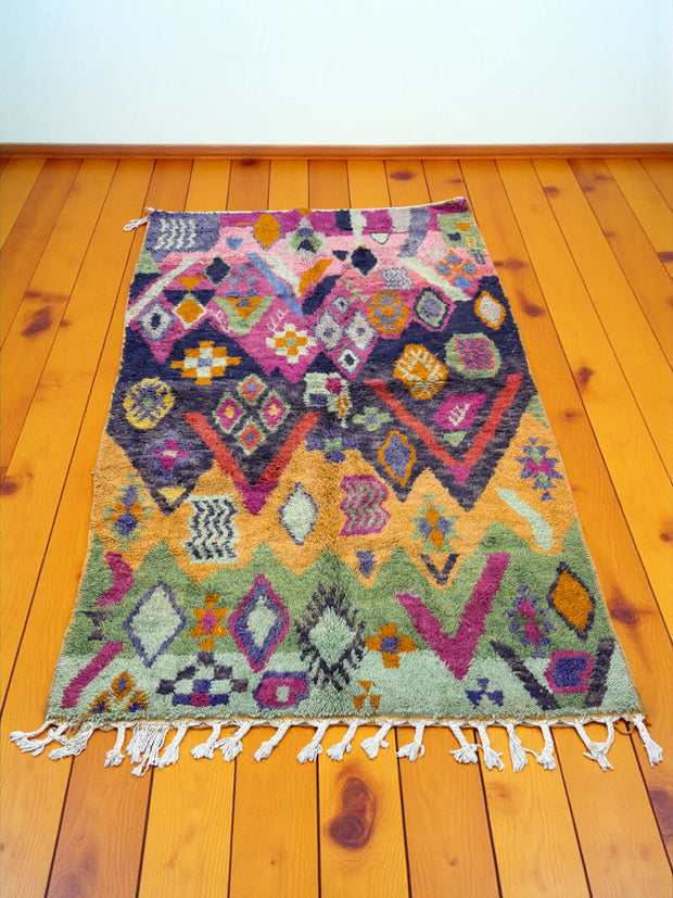 Handwoven Moroccan Bjaad carpet with tribal jewel geometric motifs in multicolor wool, 252 × 164 cm