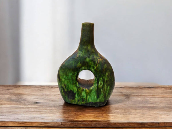 Round Bottle Neck Vase