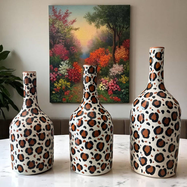 Handmade & Handpainted Leopard Print Vase (20 / 24 / 25 cm)