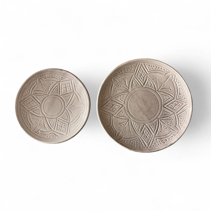 Premium Hand-Engraved Neutral Moroccan Plates with Floral Motifs (Set of 2 - 20/25 cm)