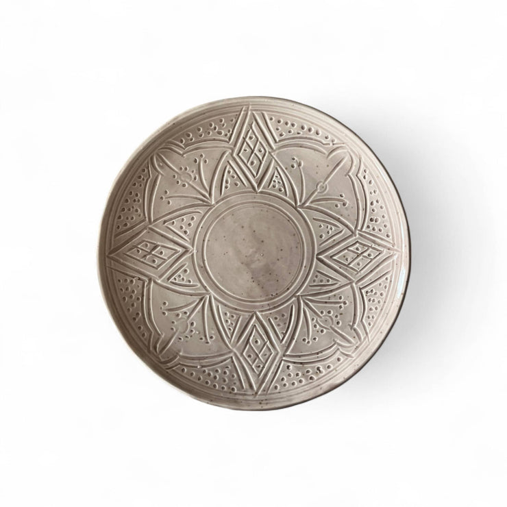Premium Hand-Engraved Neutral Moroccan Plates with Floral Motifs (Set of 2 - 20/25 cm)