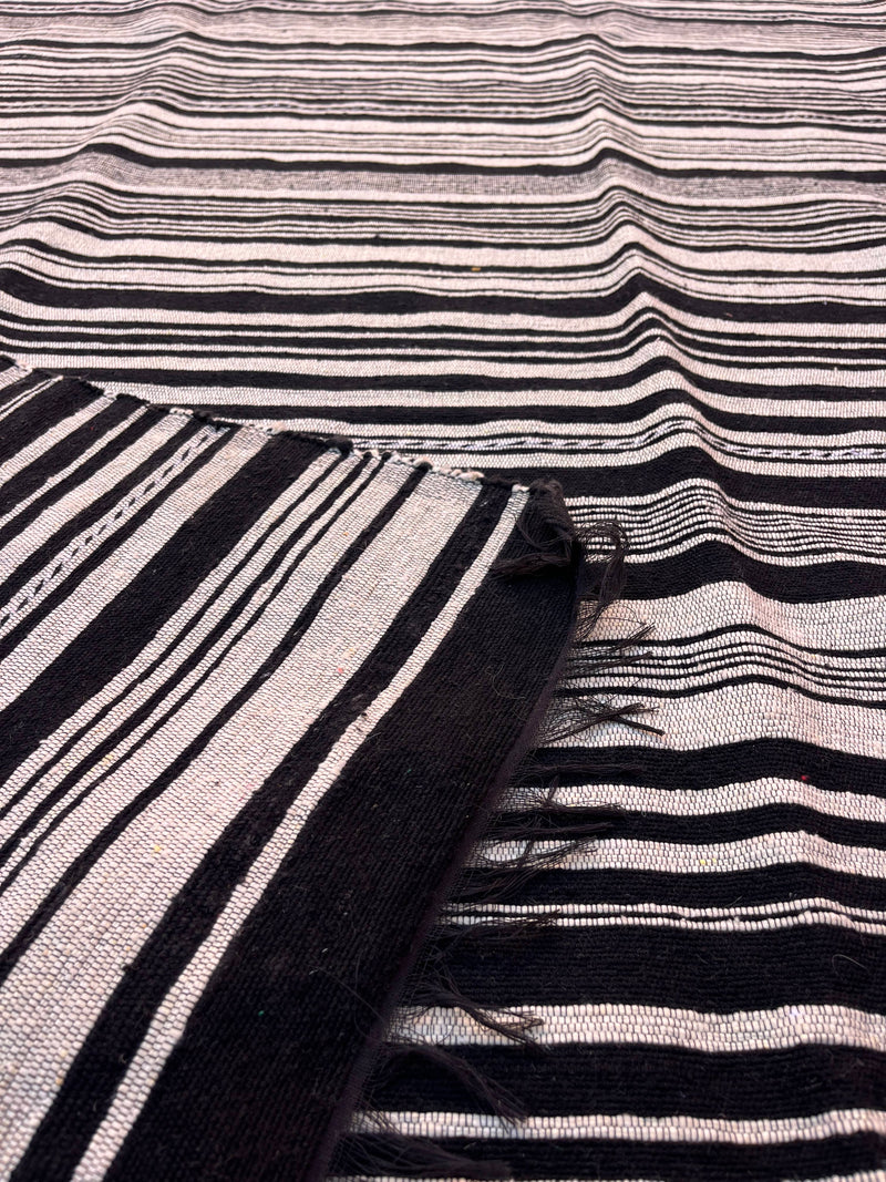 Handwoven Moroccan Black & White Cotton Throw (9.3 x 5.4 ft)