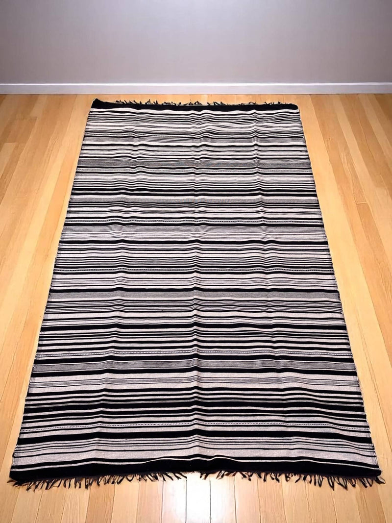 Handwoven Moroccan Black & White Cotton Throw (9.3 x 5.4 ft)