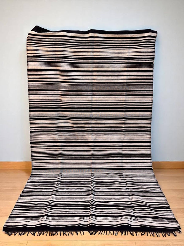 Handwoven Moroccan Black & White Cotton Throw (9.3 x 5.4 ft)